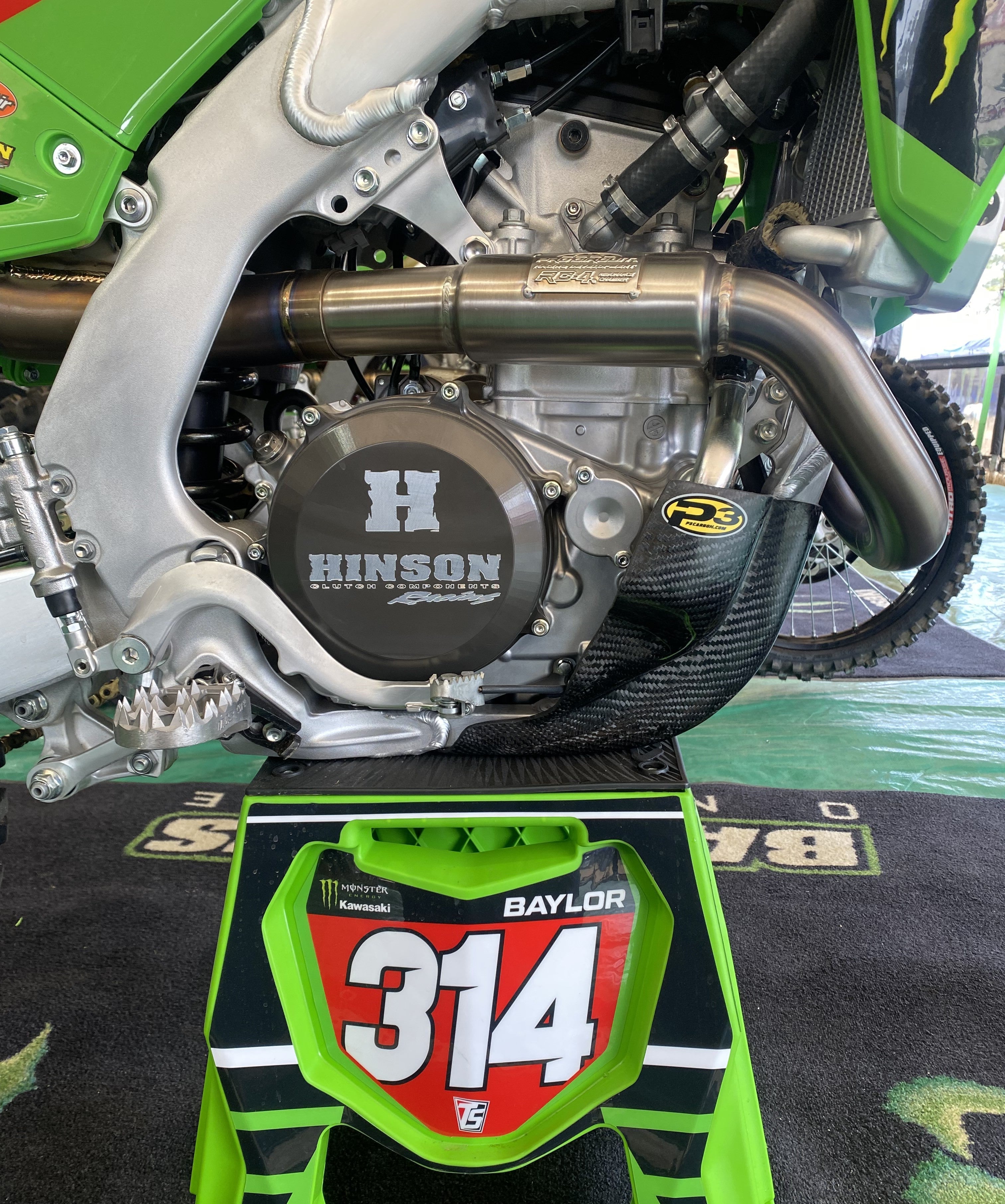 P3 Carbon Skid Plate KX450/X/SR 2024 - 2026 With Integrated Linkage Gu