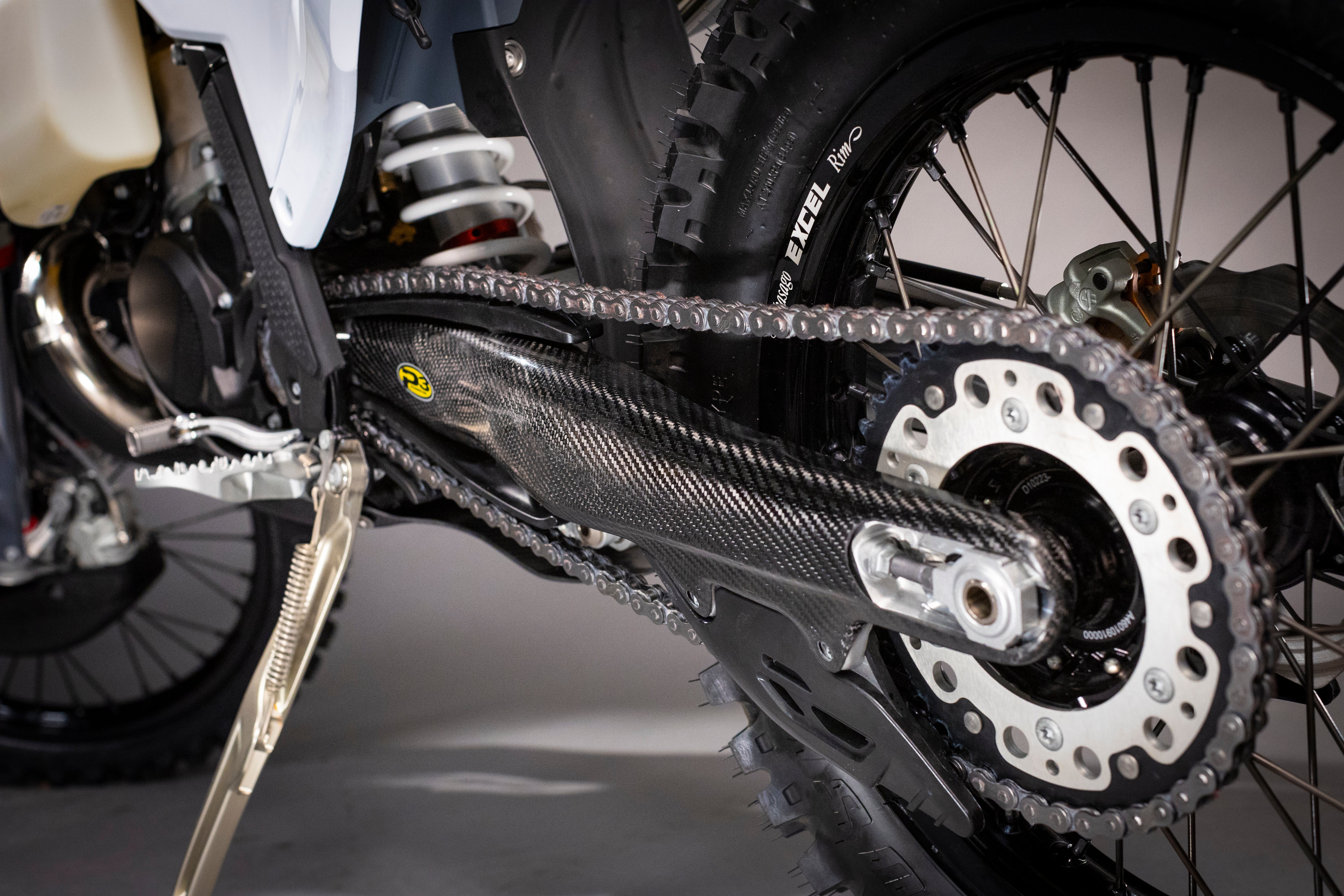 P3 Carbon Fiber Swingarm Protector KTM / Husqvarna / GasGas P3 Carbon Fiber Swingarm Protector KTM / Husqvarna / GasGas