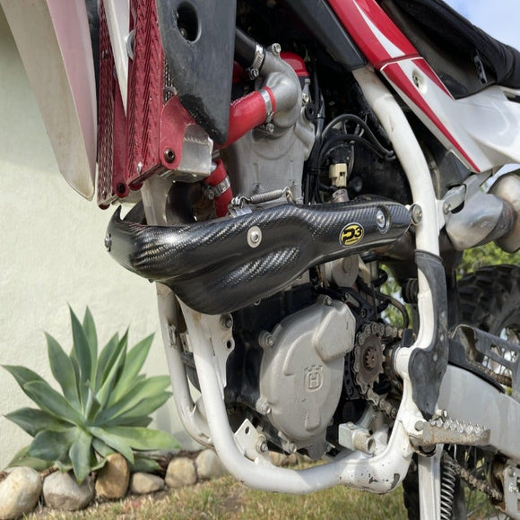 P3 Carbon Heat Shield Husqvarna TC 250/310/450/510 2008-2010 | TE 250/310/450/510 2008-2010 | TXC 250/310/450/510 2008-2010