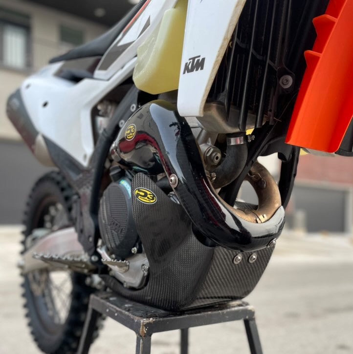 P3 Carbon Skid Plate KTM SX-F/XC-F/EXC-F/WX-F | HUSQ FC/FX/FE 250/350 | GasGas 250/350F | 2023 - 2024 (See Fitment Chart) NO Integrated Linkage Guard (See Product 301094 for Linkage Guard)