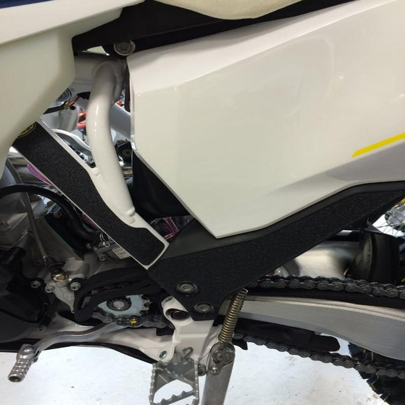 P3 Carbon Grip Guards Frame Protectors Husqvarna 125-501 | FC/TC 2014-2015 | FE/TE 2014-2016