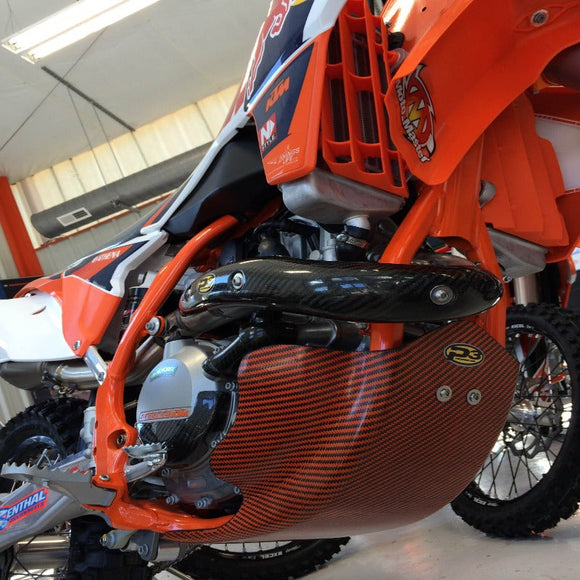 P3 Carbon Heat Shield HUSQ FC 450 2014-2015 | FE501 2014-2016 | FE501S 2015-2016 | KTM 450 SX-F Factory E. 2012-2014 | 450 SX-F/XC-F 2013-2015 | 450 SMR 2013-2014 | 500 EXC/XC-W 2012-2016 