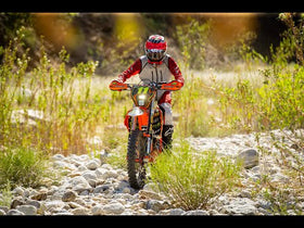 P3 Carbon Enduro Skid Plate GasGas EC 250 & 350F 2021-2023 | Husqvarna FE 250 2017-2023 | FE 350 2017-2023 | KTM 250 EXC-F 2017-2023 | 350 EXC-F 2017-2023 - 0