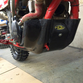 P3 Carbon Skid Plate Beta 250 | 300 Enduro & Enduro Racing RR 2-Stroke | 2013-2017 - 0